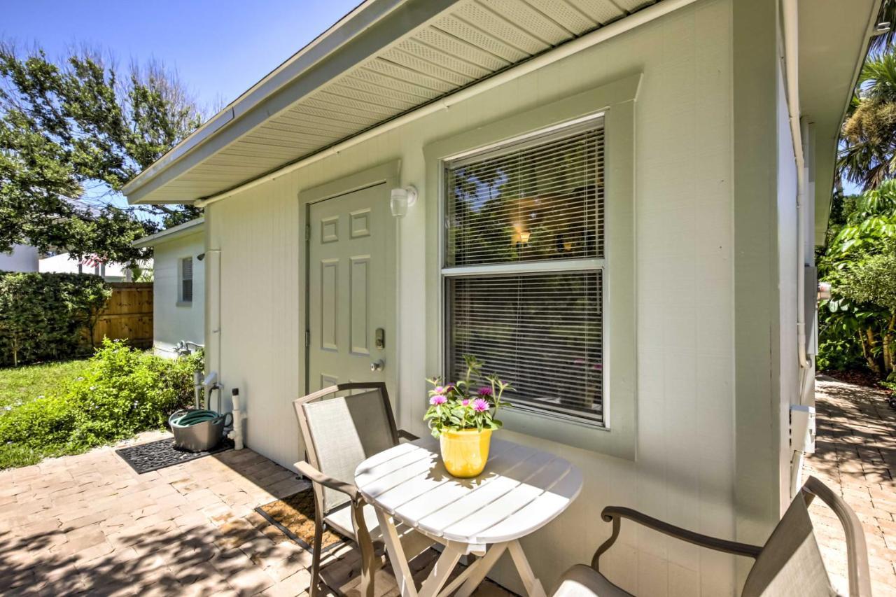 New Smyrna Beach Abode With Fire Pit, Walk To Beach! Exterior photo